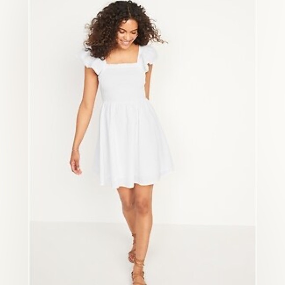 Old Navy Tops - Elegant White dress